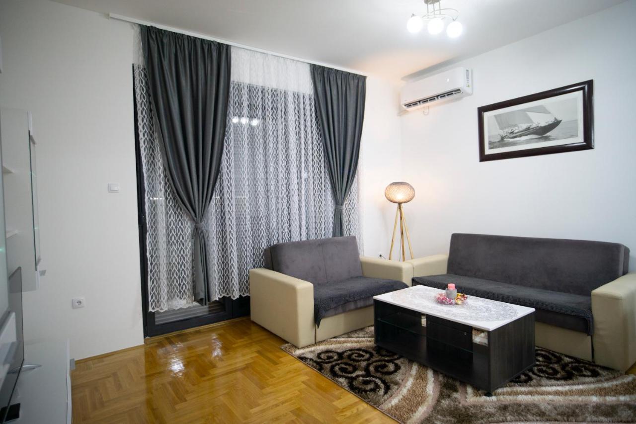 Apartmani Anica 트레빈예 외부 사진